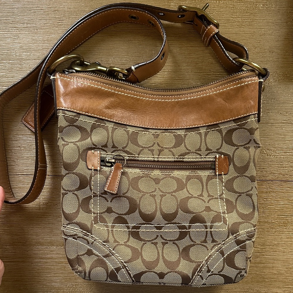 Coach signature Brown Patterned Shoulder Bag